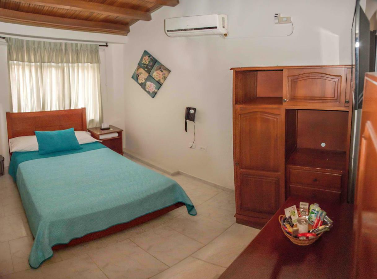 Hotel Casa Aragon Cartago Dış mekan fotoğraf